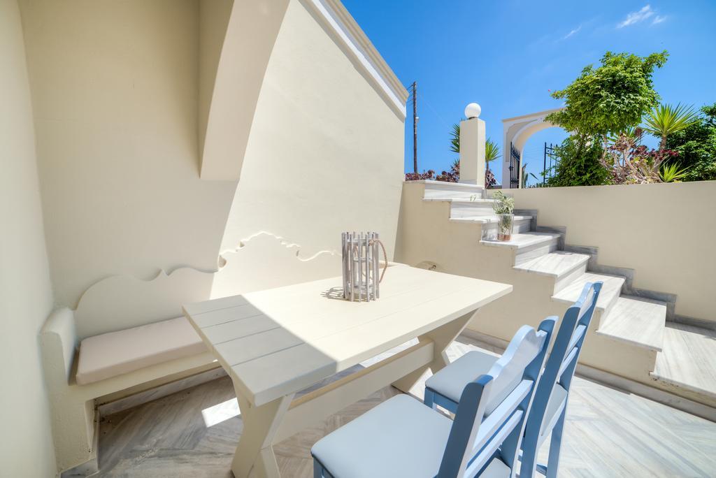 Ferienwohnung Monolithia Kamári Exterior foto